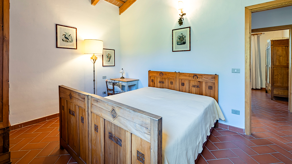 ferienhaus oliveta mit cinigiano toskana blick ins schlafzimmer