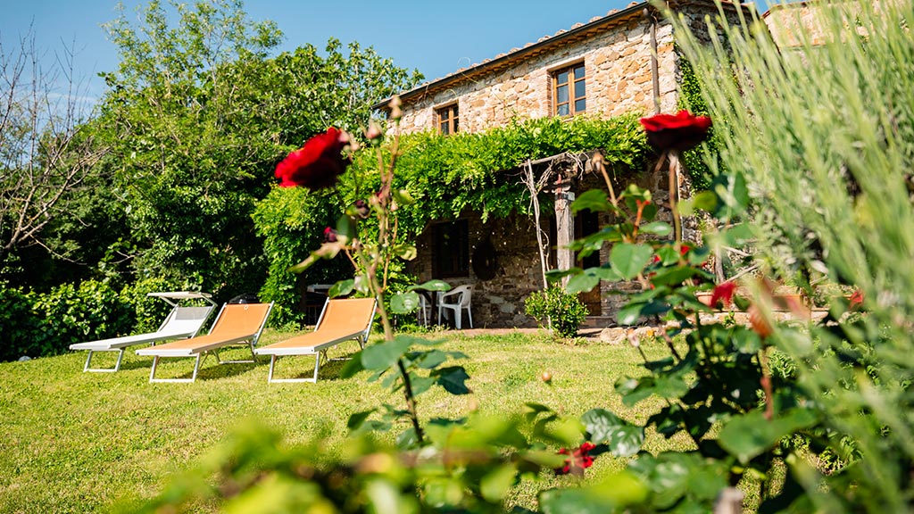 ferienhaus mondo felice mit privatem garten gemeinschaftspool toskana unterkunft mit garten