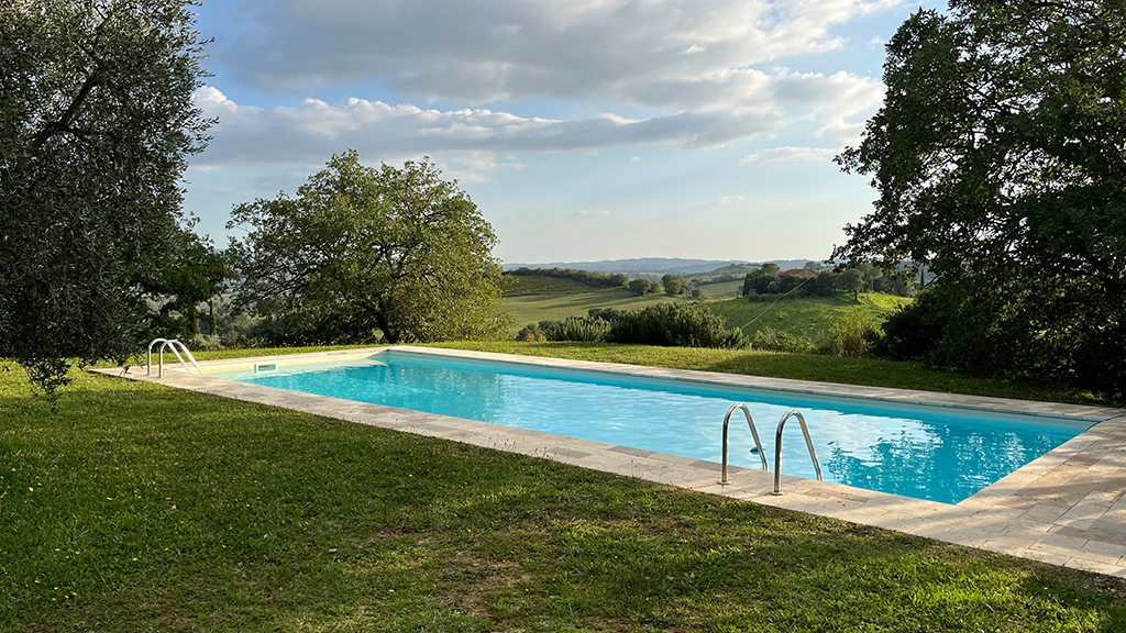 ferienhaus mit grossem pool in alleinlage toskana