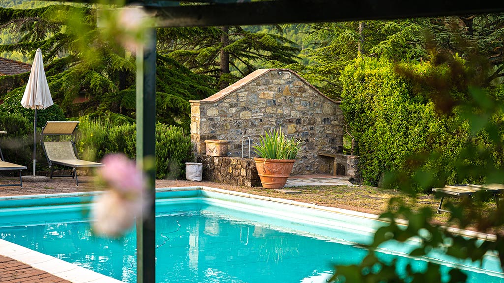 villa rosa pool mit aussendusche