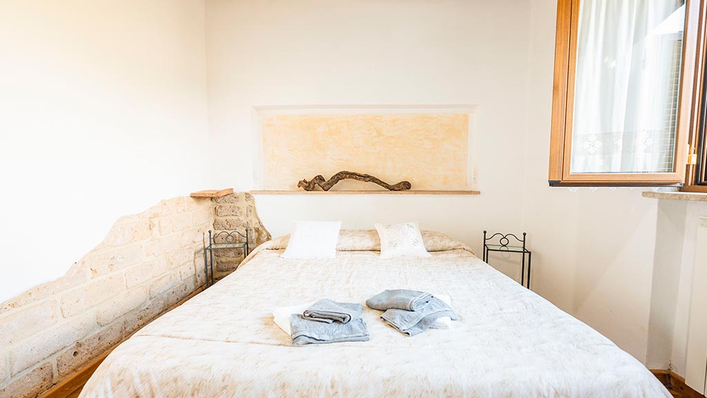 ferienhaus leformiche alleinlage mit grossem garten schlafzimmer toskanischer flair