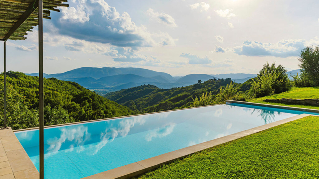 anwesen pool umbrien italien