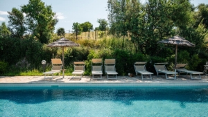 ferienhaeuser massimo urlaub am meer urlaub auf dem bauernhof sonnenliegen am pool