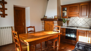 ferienhaus piccio casa sorano wohn essbereich