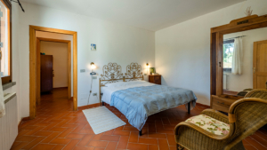 ferienhaus poderino girasole toskana maremma schlafzimmer