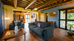 ferienhaus polidonia toskana maremma alleinlage wohnzimmer