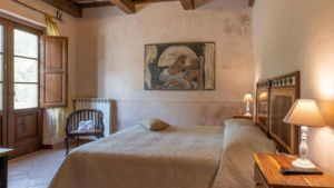 ferienhaus rocca toskana schlafzimmer