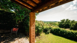 ferienhaus olivo im landesinneren gemeinschaftspool blick in die landschaft