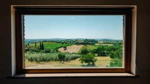 ferienhaus poggio di luca alleinlage ausblick pool blick aus dem fenster