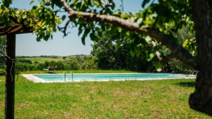 ferienhaus poggio di luca alleinlage ausblick pool langer pool