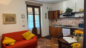 ferienwohnung marrucheti 4 wohn esszimmer toskana