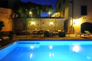 grosse villa mit pool toskana