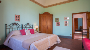 villa angelica toskana schlafzimmer details