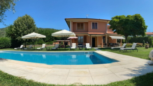 villa blu toskana