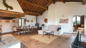 villa della pace chianti toskana erste etage saal