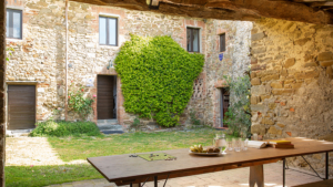 villa della pace chianti toskana innenhof