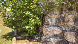 villa dondolini wasserfall