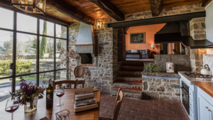 villa il fienile toskana castiglionfiorentino kueche wohnzimmer