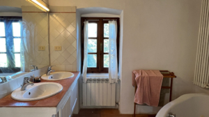 villa ilaria elba toskana badezimmer