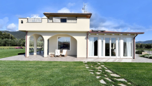 villa in castiglione della pescaia