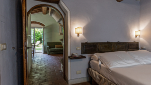 villa la capanna castioglion fiorentino toskana schlafzimmer