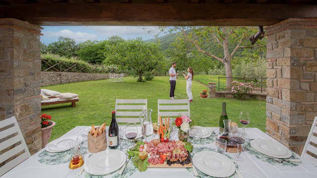 villa maria lena arezzo casentino aussen