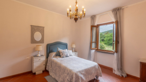 villa maria lena arezzo casentino schlafbereich