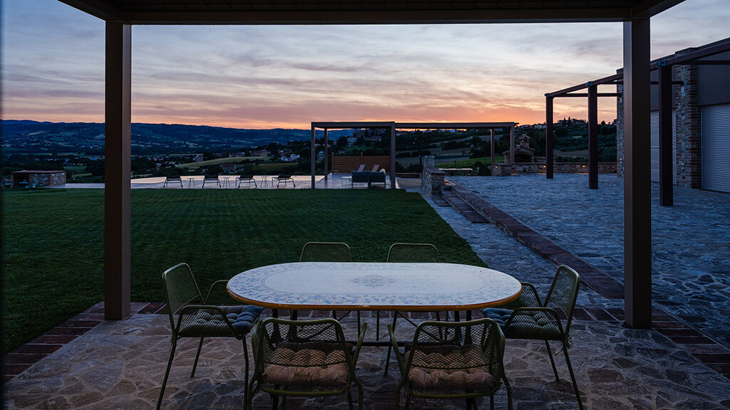 villa mit grossem pool umbrien