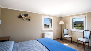 villa roberta in castiglione della pescaia schlafzimmer