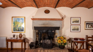 Villa Sant Angelo Farm Kamin