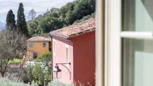 villa tramito lucca toskana fensterblick