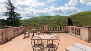 villa rosa grosse dachterasse mit atemberaubendem ausblick