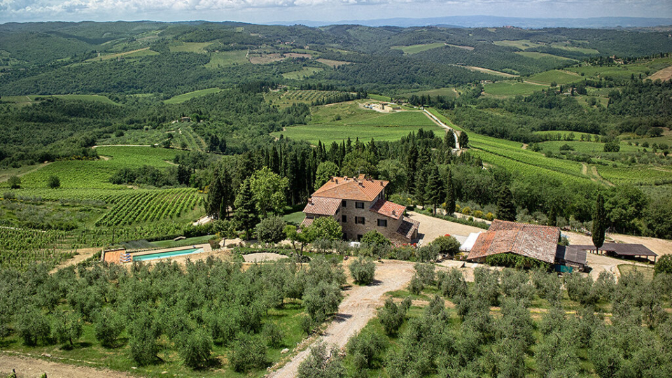 wundervolles weingut la valletta pool chianti toskana